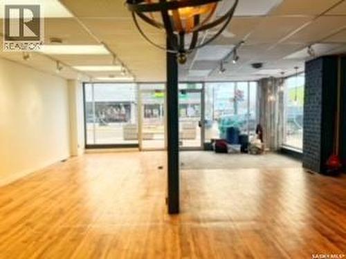 102 Central Avenue N, Swift Current, SK 