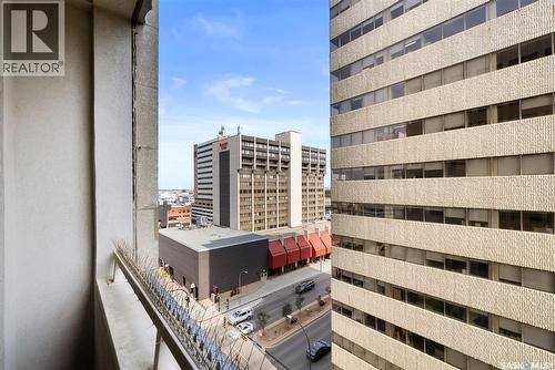 703 1901 Victoria Avenue, Regina, SK - Outdoor