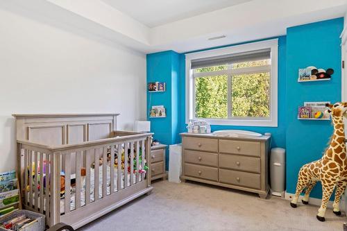 227-511 Yates Road, Kelowna, BC - Indoor Photo Showing Bedroom