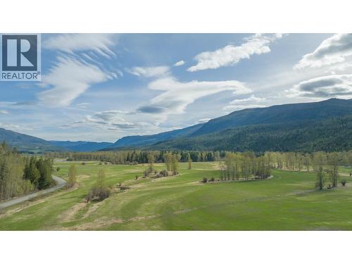 3022 Mabel Lake Road, Lumby, BC 