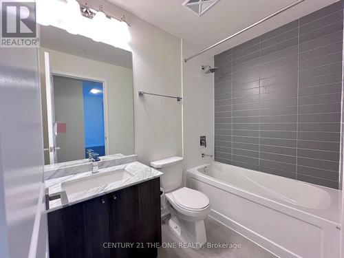 4010 - 4011 Brickstone Mews, Mississauga, ON - Indoor Photo Showing Bathroom
