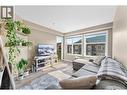 539 Yates Road Unit# 406, Kelowna, BC  - Indoor Photo Showing Living Room 