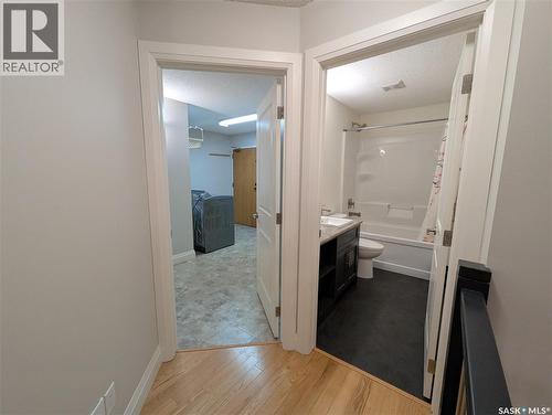 204 921 Main Street, Saskatoon, SK - Indoor