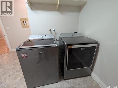 204 921 Main Street, Saskatoon, SK - Indoor Photo Showing Laundry Room