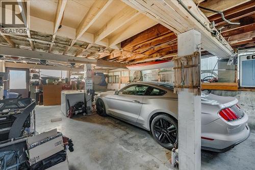 1056 Clarke Road, Castlegar, BC - Indoor Photo Showing Garage