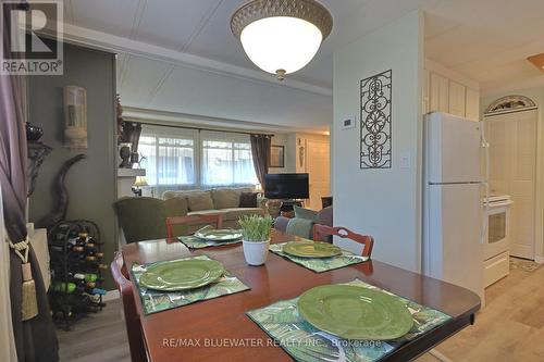 208 Biltmore Drive, South Huron (Stephen), ON - Indoor Photo Showing Dining Room