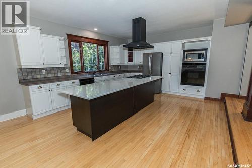 533 Manitoba Avenue, Kerrobert, SK - Indoor Photo Showing Kitchen