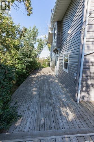 533 Manitoba Avenue, Kerrobert, SK - Outdoor With Deck Patio Veranda