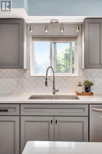 317 Sidney Street, Quinte West (Trenton Ward), ON - Indoor Photo Showing Kitchen