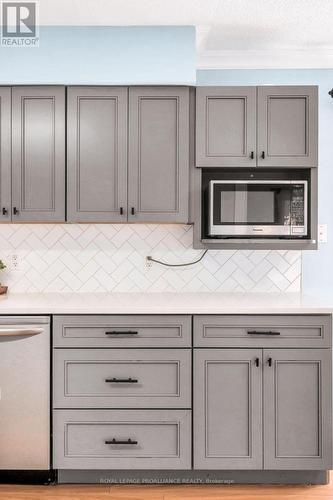 317 Sidney Street, Quinte West (Trenton Ward), ON - Indoor Photo Showing Kitchen