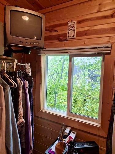 69 Sportsman'S Park, Onanole, MB - Indoor