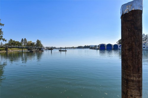 2173 Tryon Rd, North Saanich, BC 