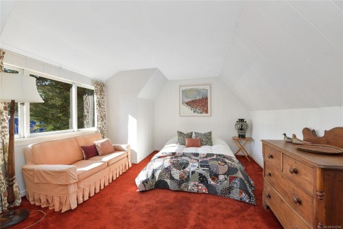 2173 Tryon Rd, North Saanich, BC 