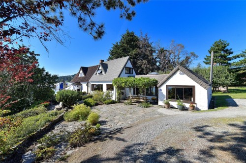 2173 Tryon Rd, North Saanich, BC 