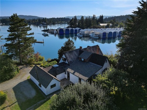 2173 Tryon Rd, North Saanich, BC 