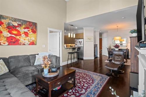 308-751 Goldstream Ave, Langford, BC - Indoor Photo Showing Living Room