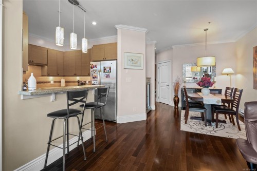 308-751 Goldstream Ave, Langford, BC - Indoor