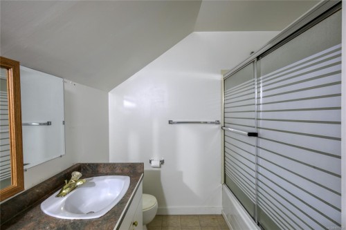 415 Machleary St, Nanaimo, BC 