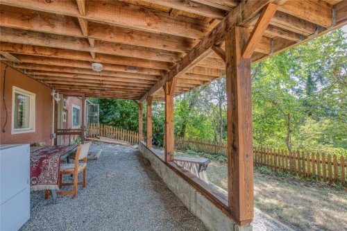 415 Machleary St, Nanaimo, BC 