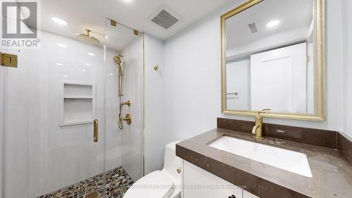 21 Forest Heights Boulevard, Toronto, ON - Indoor Photo Showing Bathroom