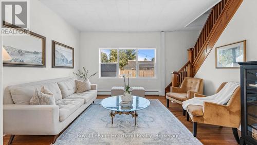 5 William Drive, South Huron (Stephen), ON - Indoor Photo Showing Living Room