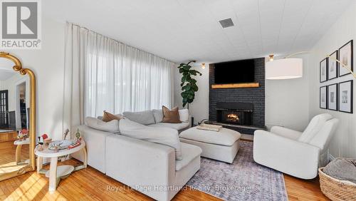 5 William Drive, South Huron (Stephen), ON - Indoor Photo Showing Living Room With Fireplace
