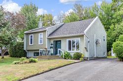 1329 Boul. Maisonneuve  Saint-Jérôme, QC J5L 1Y6