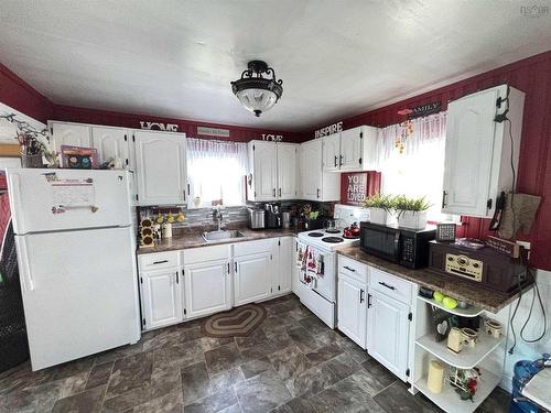 46 Quarry Road, Glace Bay, NS 