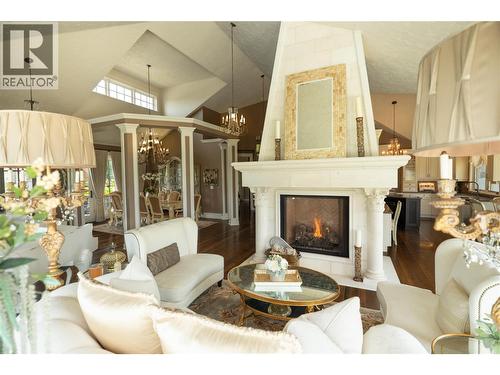 4768 Carmel Crescent, Kelowna, BC - Indoor Photo Showing Living Room With Fireplace