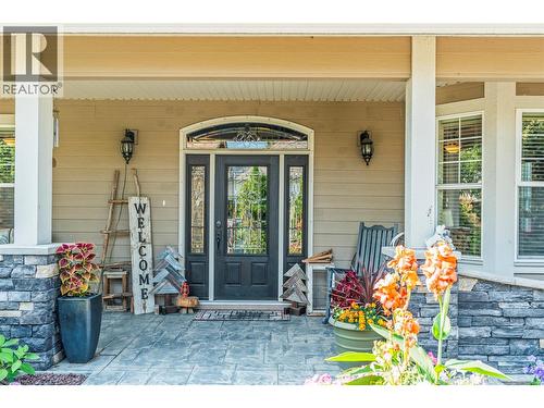 2955 Okanagan Street, Armstrong, BC - Outdoor