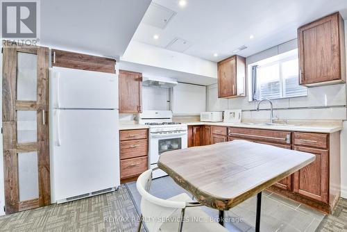 23 Windermere Court, Brampton, ON - Indoor Photo Showing Other Room