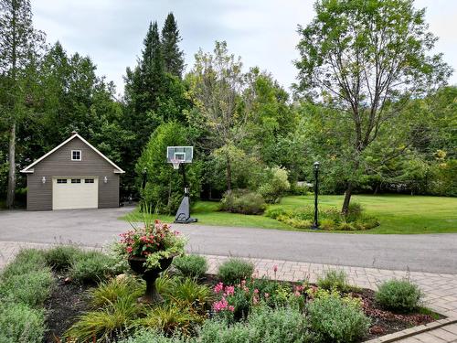 Parking - 388 Mtée Du Val-De-Loire, Saint-Adolphe-D'Howard, QC - Outdoor