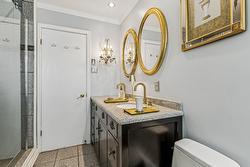 Salle de bains attenante à la CCP - 