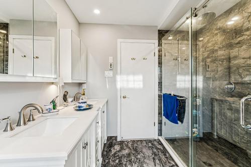 Salle de bains - 3125 Rue Cherrier, Montréal (L'Île-Bizard/Sainte-Geneviève), QC - Indoor