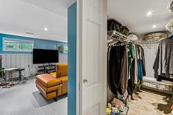 Walk-in closet - 