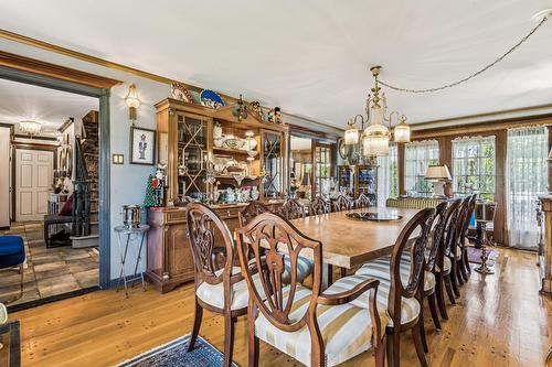 Salle à manger - 3125 Rue Cherrier, Montréal (L'Île-Bizard/Sainte-Geneviève), QC - Indoor Photo Showing Dining Room