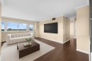 Living Room - 807-5700 Boul. Cavendish, Côte-Saint-Luc, QC  - Indoor Photo Showing Living Room 