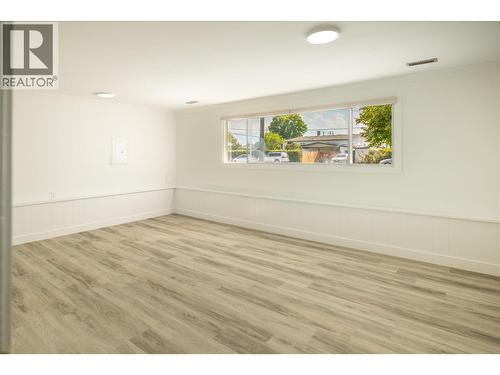 1284 Mcbride Road, Kelowna, BC - Indoor Photo Showing Other Room