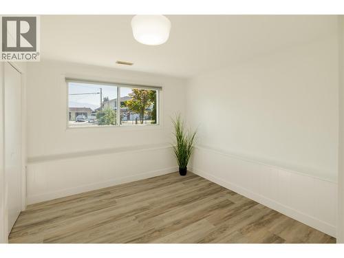 1284 Mcbride Road, Kelowna, BC - Indoor Photo Showing Other Room