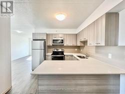 302 - 220 CANNON STREET E  Hamilton, ON L8L 2B1