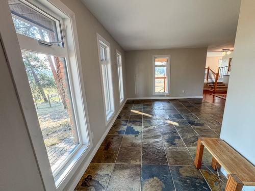 3025 9Th Street, Cranbrook, BC - Indoor Photo Showing Other Room