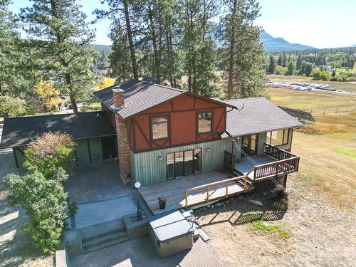 3025 9Th Street, Cranbrook, BC - Outdoor With Deck Patio Veranda
