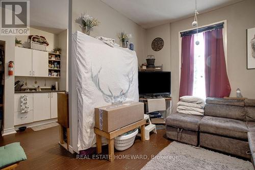 15 - 17 James Street W, Cobourg, ON - Indoor Photo Showing Living Room
