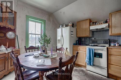 15 - 17 James Street W, Cobourg, ON - Indoor