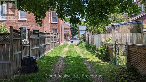 1083 3Rd A Avenue E, Owen Sound, ON - Outdoor