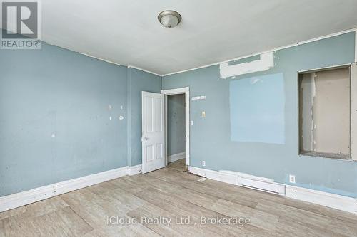 1083 3Rd A Avenue E, Owen Sound, ON - Indoor Photo Showing Other Room