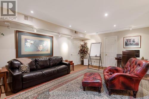 6 Main Street, Toronto, ON - Indoor Photo Showing Living Room