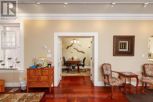 6 Main Street, Toronto, ON - Indoor Photo Showing Other Room