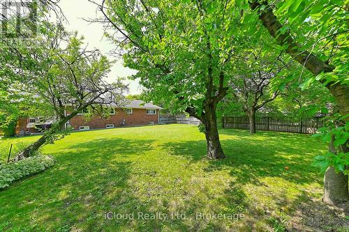 2101 Parkway Drive, Burlington, ON - Outdoor