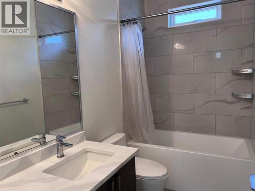 278 Bentgrass Avenue, Oliver, BC - Indoor Photo Showing Bathroom